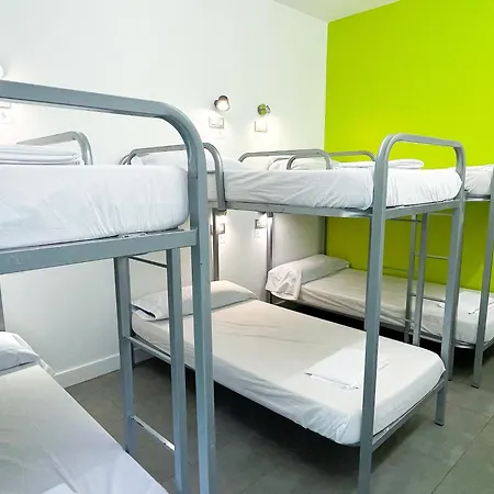 Hostel Uba *